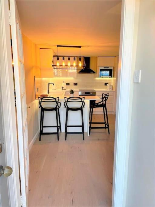 Stylish, Central And Cosy 1Bd Nr Canongate Эдинбург Экстерьер фото